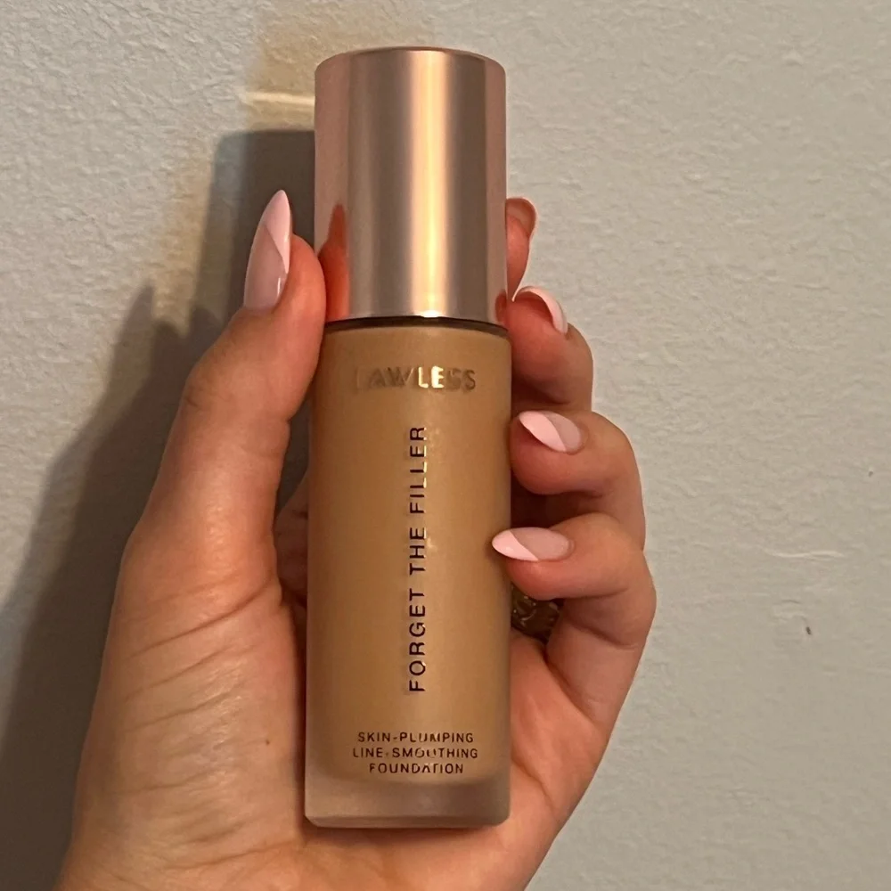 LAWLESS Forget The Filler Foundation - Shade 2.75F